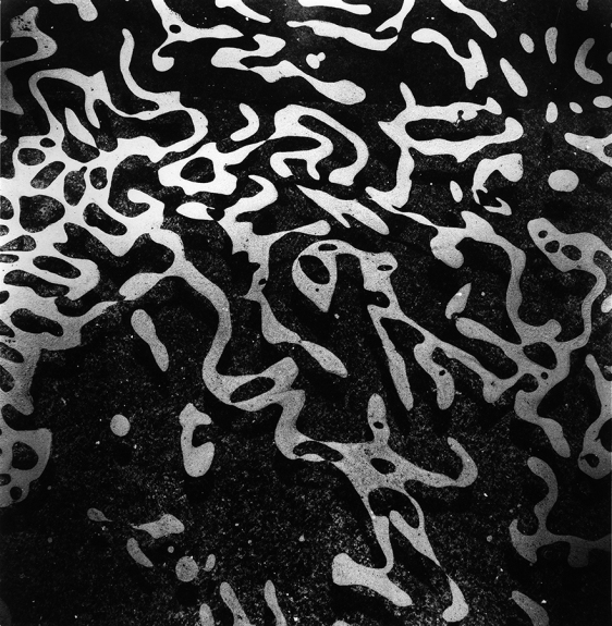 Lucien CLERGUE Hommage à Matisse, Fontaines du Seagram's, New York, 1961, (réf. P152), silver print, signed and numbered, Ed.30